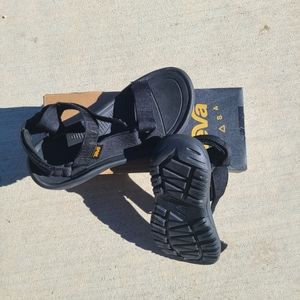 New Teva Hurricane XLT2 Sandal Black